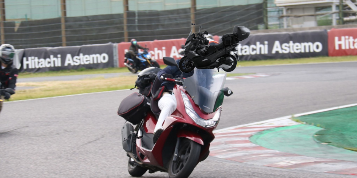 鈴鹿サーキットを周回したときの映像や写真紹介